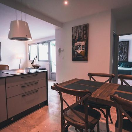 Appartement Avec Cour Privee Centre Ville Classe 4 Etoiles Remparts 1 La Rochelle  Ngoại thất bức ảnh